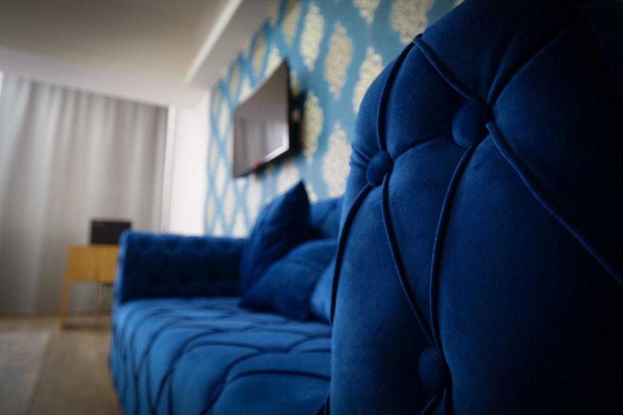 Motel Kvele โนวีปาซาร์ ภายนอก รูปภาพ